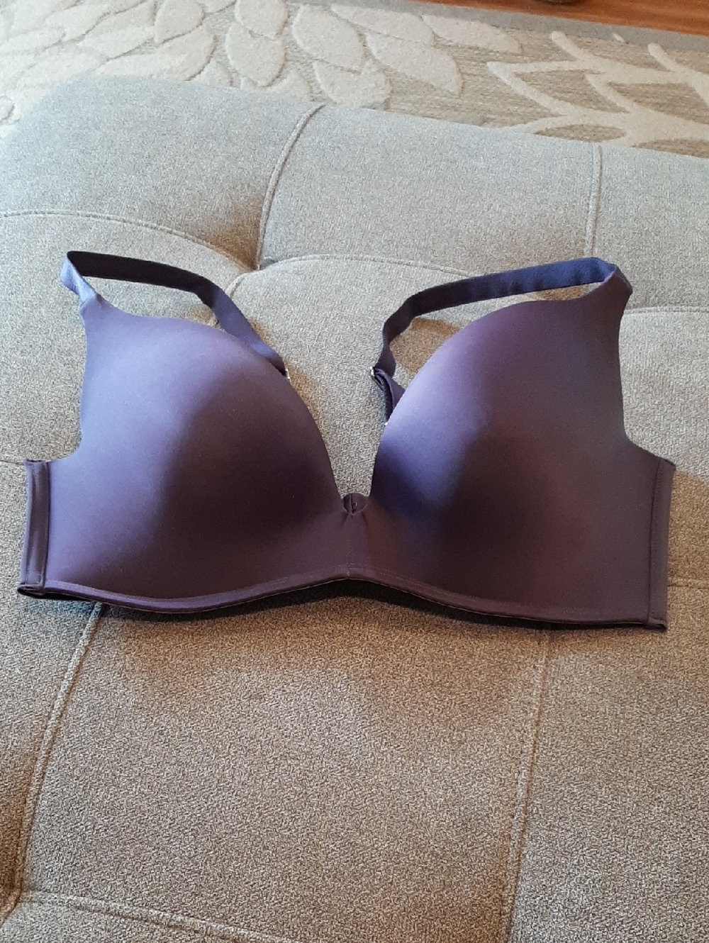 Maidenform Smooth T-Shirt Bra in Plum